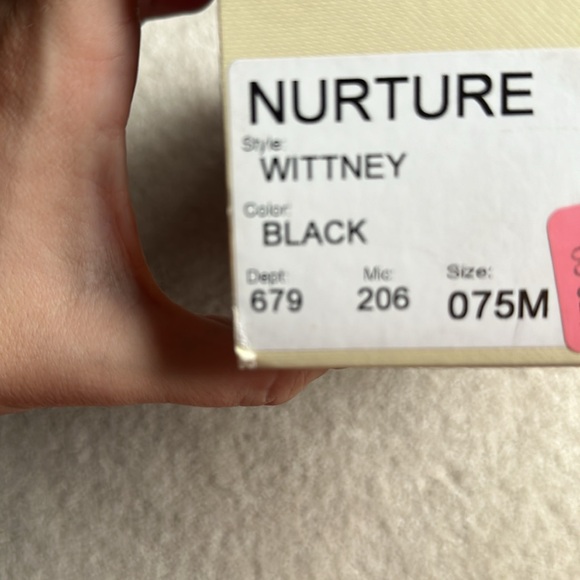 Black Nurture Wittney Pumps - size 7.5 - Picture 7 of 7